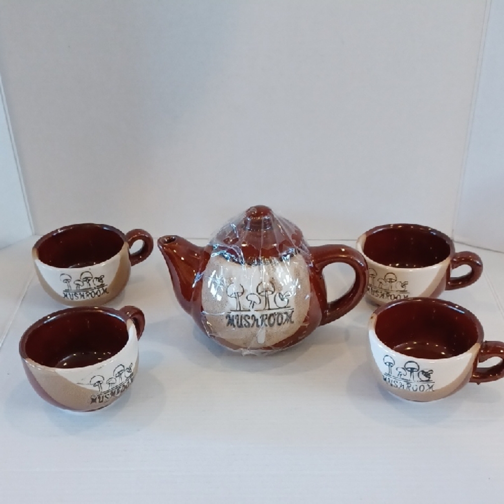 Vintage Mini Mushroom Teapot and Cup Set